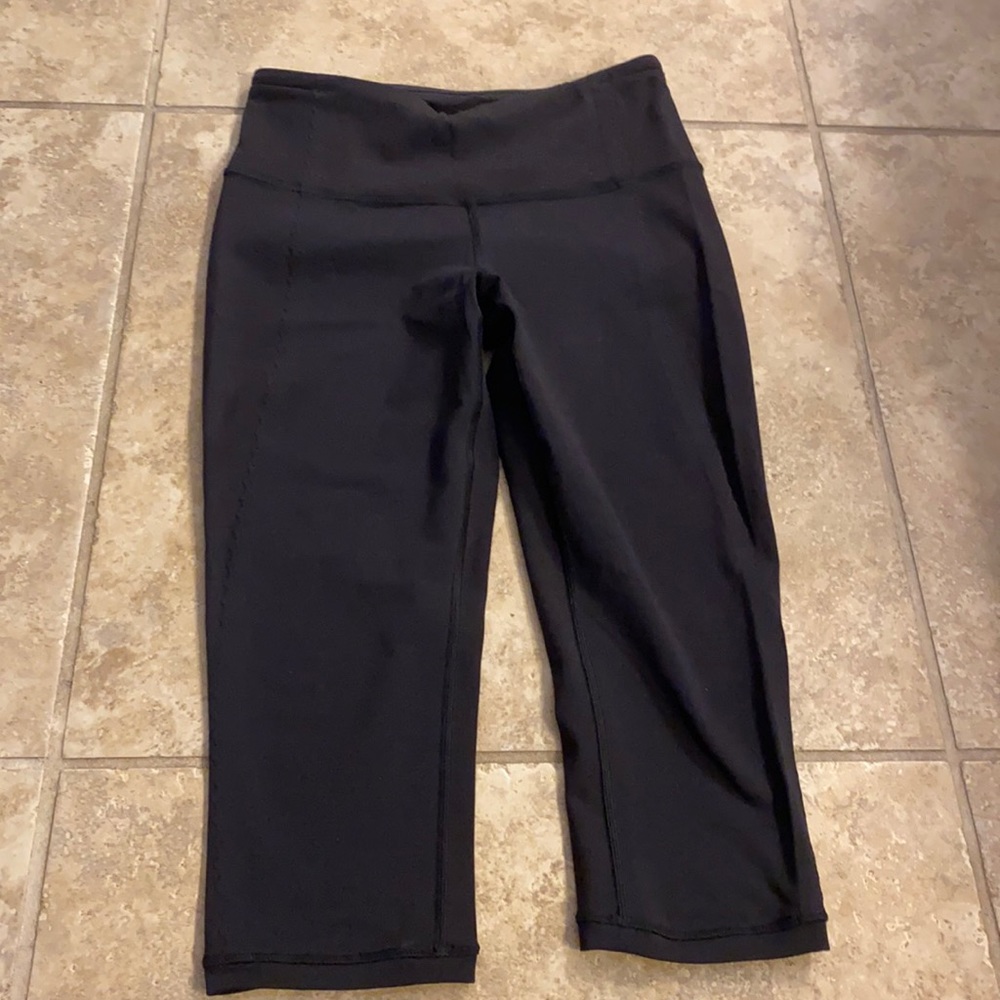 Lululemon Black Capri Legging